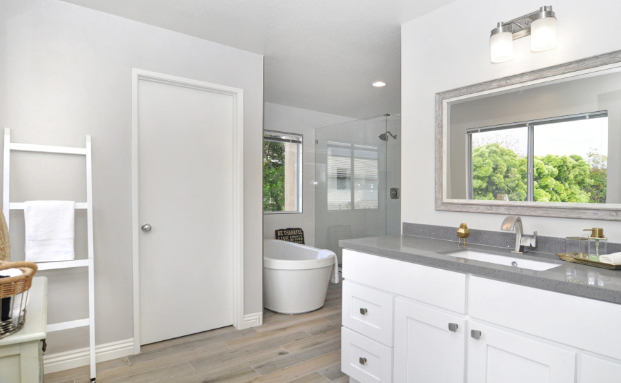 high end bathroom sp